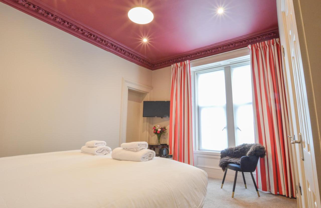 Hotel Raniven Oban Esterno foto